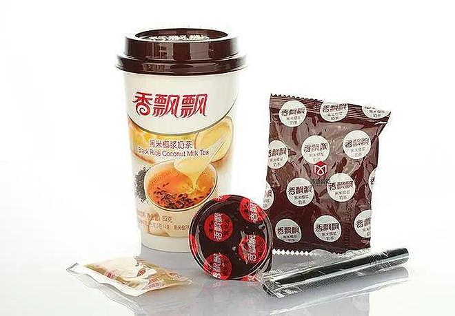 “奶茶千金”勇闯娱乐圈：她家产品绕地球61圈（组图） - 10