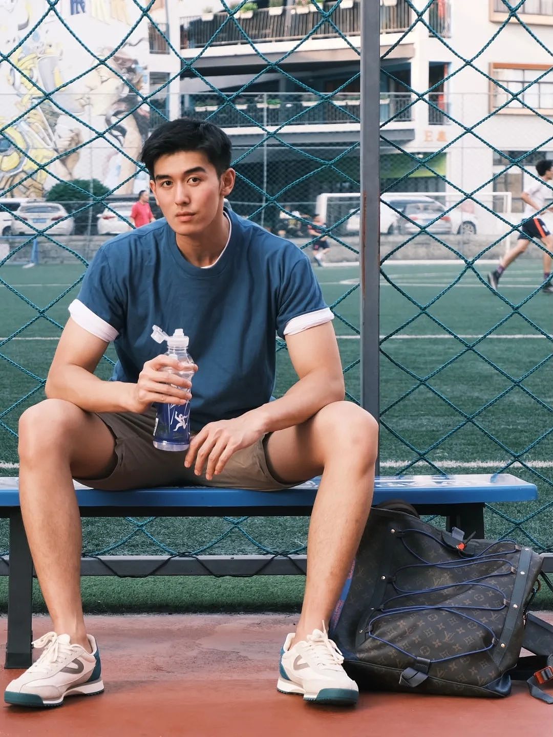 【帅哥】25岁广州男模，宽肩胸肌手臂线条，这脂包肌轮廓清晰惹人爱（组图） - 14
