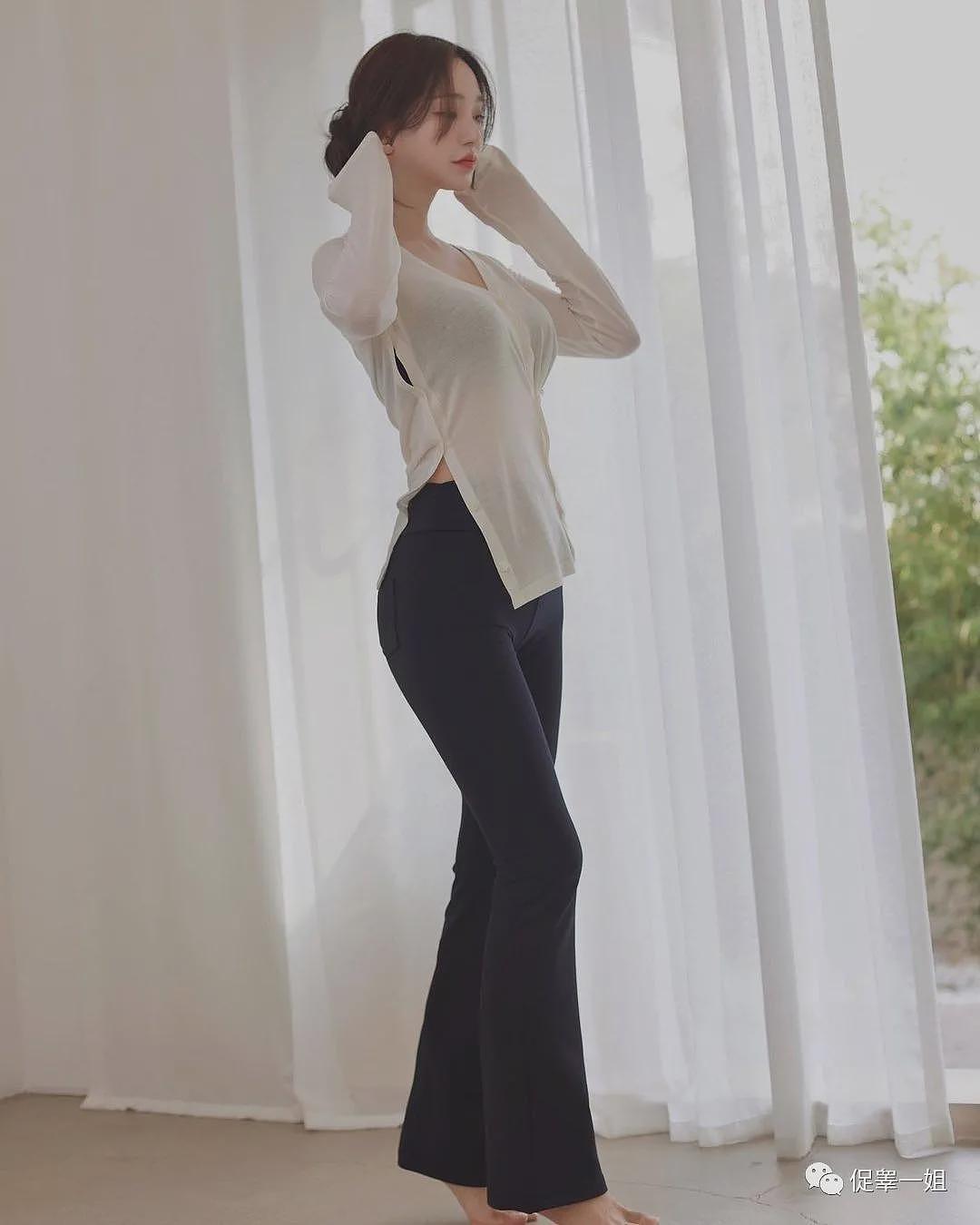 【美女】泳池惊现“S级蚂蚁腰”女神，网友：直击我的小心脏（组图） - 5