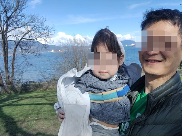 闹大了！加国华人爸爸和医院“抢娃“痛失监护权： 绝望抗议、袭警遭围捕！ 全网愤怒（组图） - 8
