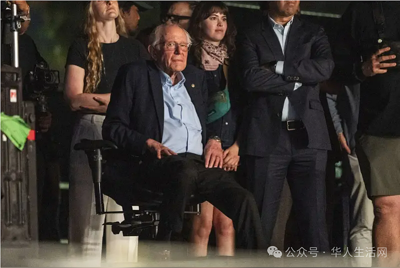 “美国面临艰巨挑战!” 83岁参议员桑德斯怒批特朗普,洛杉矶3.6万人响应(组图) - 2