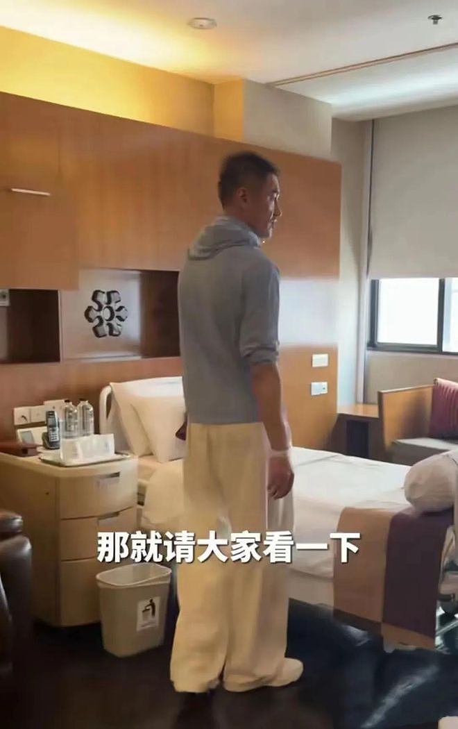 胡兵曝手术过程,6小时取半罐结石,中途发生危险,术后瞿颖照顾(组图) - 3