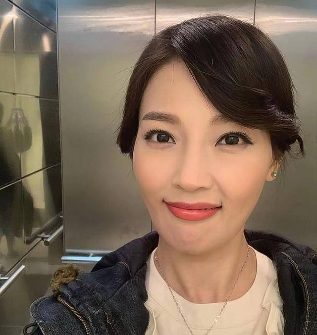 TVB：“御用秘书“51岁保养得宜，与男友不婚不育20年（组图） - 6