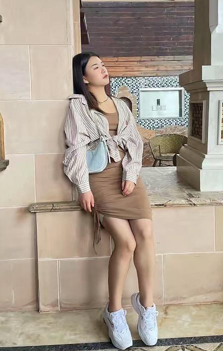 23岁美女赛赛去世,2月份刚结婚,生前不慎跌倒(组图) - 4