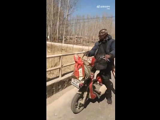 【爆笑】知道我谈了姐弟恋后,前男友连夜给我转了100万!网友:是给你补身体用的吧...(图) - 24