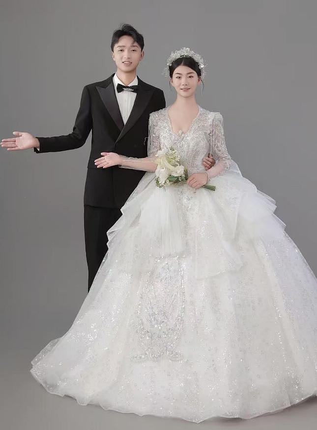 23岁美女赛赛去世,2月份刚结婚,生前不慎跌倒(组图) - 18