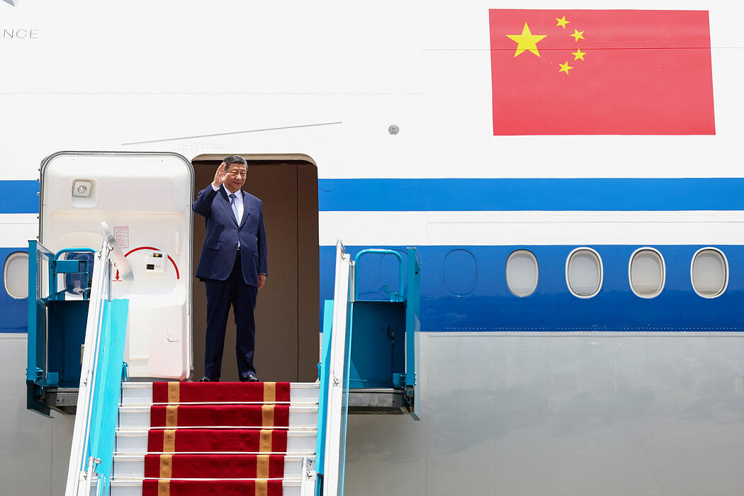 纽时:习近平访问越南展开魅力攻势,试图拉拢东南亚国家(组图) - 1