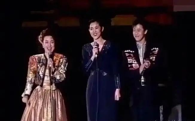 倪萍：端庄女神如何活成了“怼人女王”？（组图） - 73
