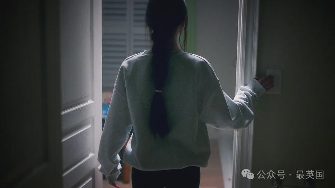 “别人家的孩子”变身杀手？华裔乖乖女买凶杀双亲，移民家庭拼搏十几年梦碎一夜！惊天反转来了（组图） - 24