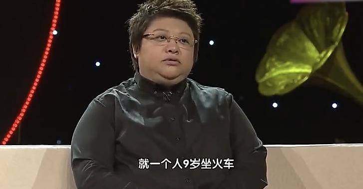 韩红78岁母亲雍西去世,早年丧夫后再婚,遗憾未看到女儿结婚(组图) - 9