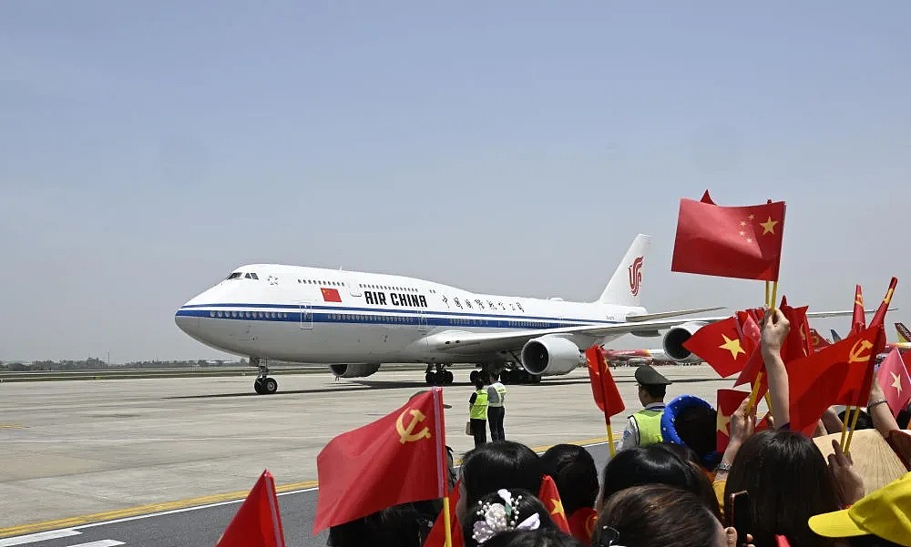 习近平晤越共总书记签45份合作文件，呼吁共同反对单边霸凌行径（视频/组图） - 5