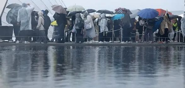大阪世博会秒变翻车现场！屋顶各种漏雨，印度馆甚至都没造好....（组图） - 4