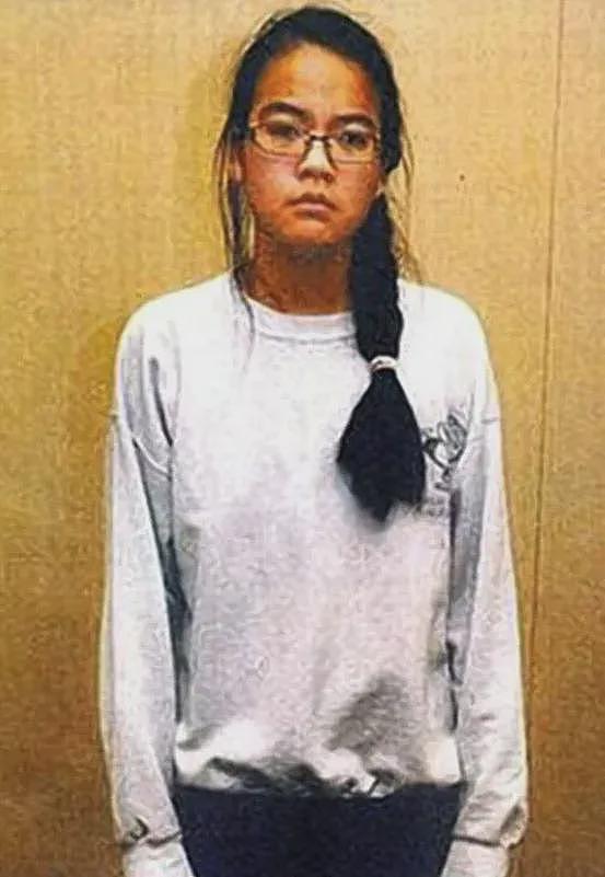 “别人家的孩子”变身杀手？华裔乖乖女买凶杀双亲，移民家庭拼搏十几年梦碎一夜！惊天反转来了（组图） - 20