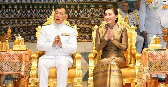 泰王室王位争夺战：流亡王子归国拉拢军队商界力量与太子展开权斗（组图） - 1