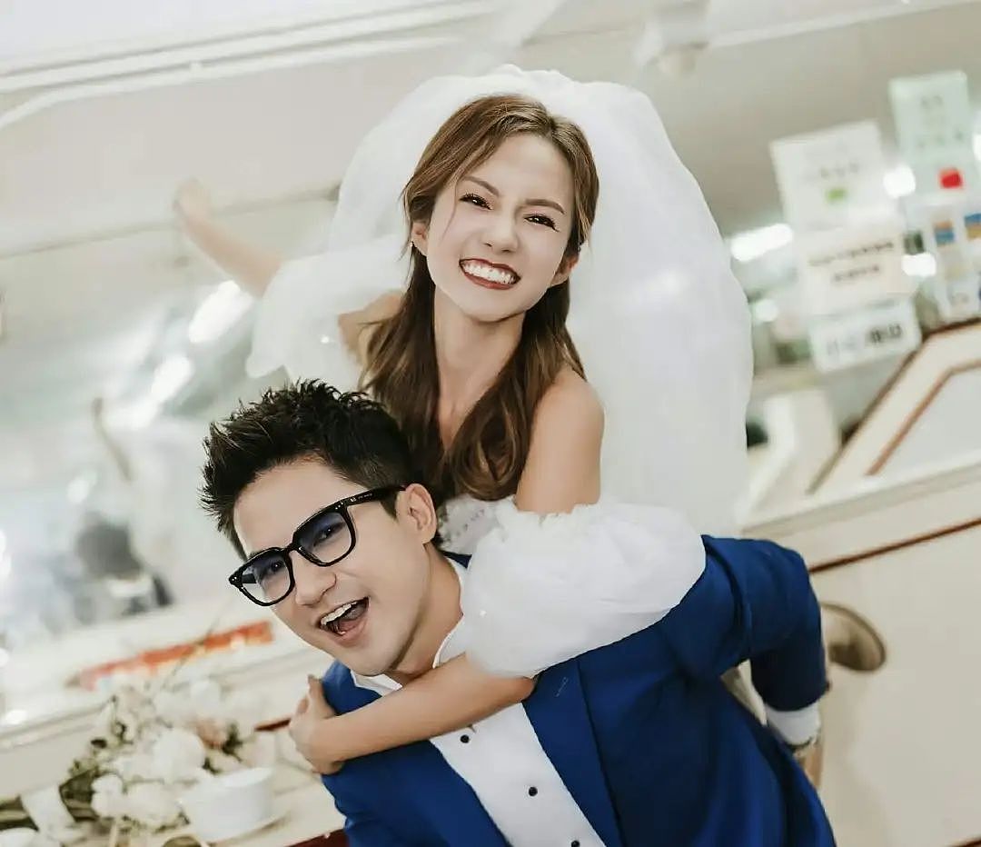 恭喜!TVB富二代男星郭子豪婚礼在即,与高颜值港姐恋爱六周年晒古典婚纱照(组图) - 10