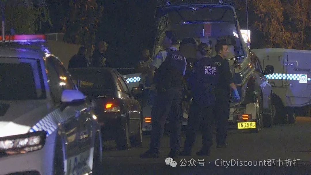 没完没了!墨尔本爸爸瑞被抢;丈夫放火烧家,妻子被烧死;澳洲83岁老妇被性侵(组图) - 10