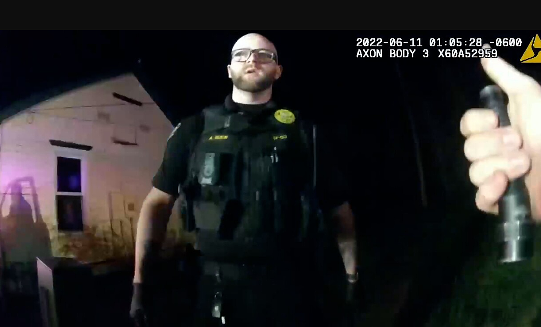 新西兰小伙打911求救，却被连开5枪击毙！开枪警察首次开口…（组图） - 7