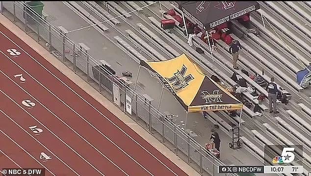为一个座位,黑人当众刺死白人!双方离谱家属开众筹“PK”,结果黑人还赢了...(组图) - 3