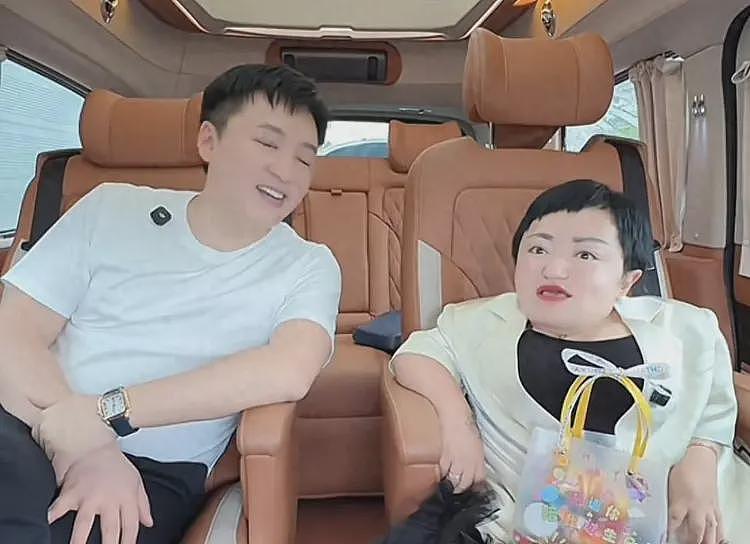 网红总裁李喜梅二度离婚!前夫大双签署离婚协议,承诺不要一分钱(组图) - 1