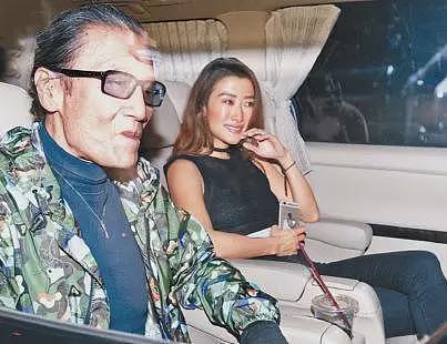 风流程度不输谢贤,曾一年换七个男友,未婚生女,如今42岁无人敢娶(组图) - 9