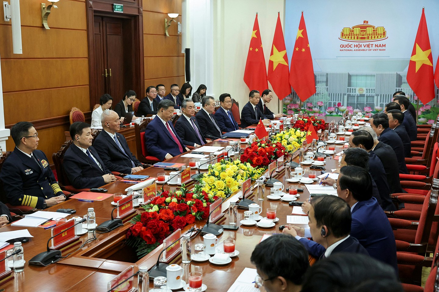 中越联合声明:共同反对霸权主义,管控解决海上分歧(组图) - 2