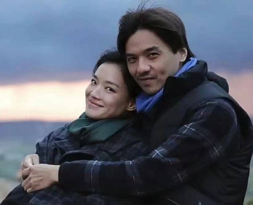 舒淇49岁生日，晒和老公合照，发文感慨平平淡淡才是真（组图） - 5