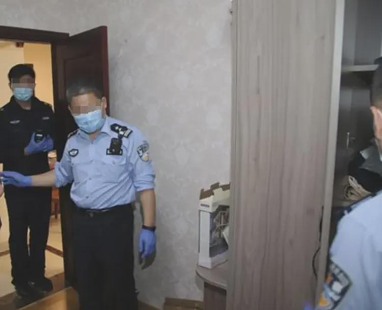 北京女教授在家“养病”整整10年，民警破门后，当场愣在原地（组图） - 5