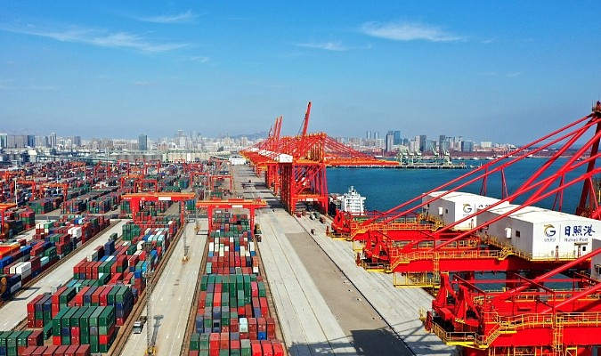 港媒：长期来看，特朗普对华关税或将增强中国国内经济（图） - 1