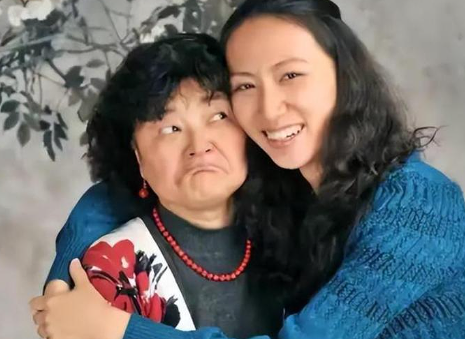 在产房,一边生孩子一边谈并购!一位中国女孩的传奇人生(组图) - 3