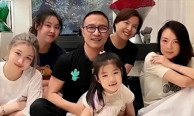 章子怡离婚两年不回娘家过年,只是因为这四个字,意外牵连陈乔恩(组图) - 2