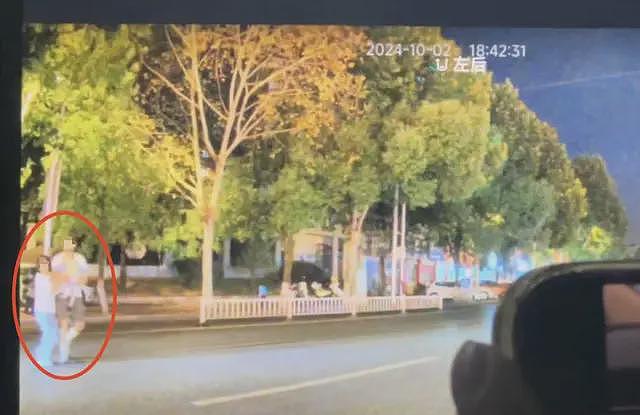 景德镇一家三口被撞身亡案开庭，受害者亲属请求判死刑：“20岁小伙与女友争吵飙车，女友哀求慢点他不听”（组图） - 2