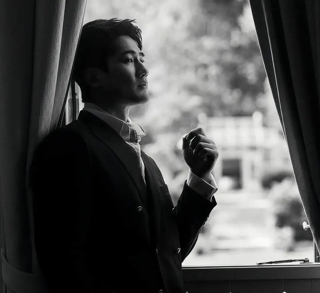 恭喜!TVB富二代男星郭子豪婚礼在即,与高颜值港姐恋爱六周年晒古典婚纱照(组图) - 5