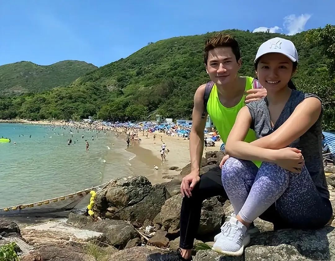 恭喜!TVB富二代男星郭子豪婚礼在即,与高颜值港姐恋爱六周年晒古典婚纱照(组图) - 8