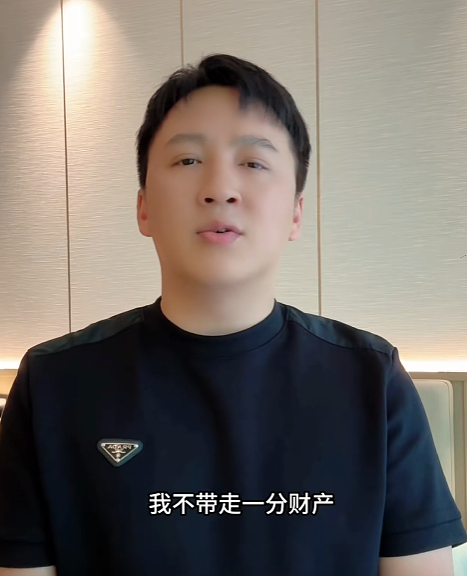 身高仅80cm网红李喜梅宣布离婚:会给他200万的货创业,改变生活(组图) - 2