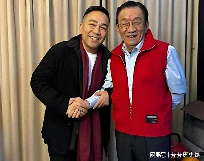 刚拜师就起波澜！侯耀华公然警告杨议，杨议稍作反击直播间被封（组图） - 4