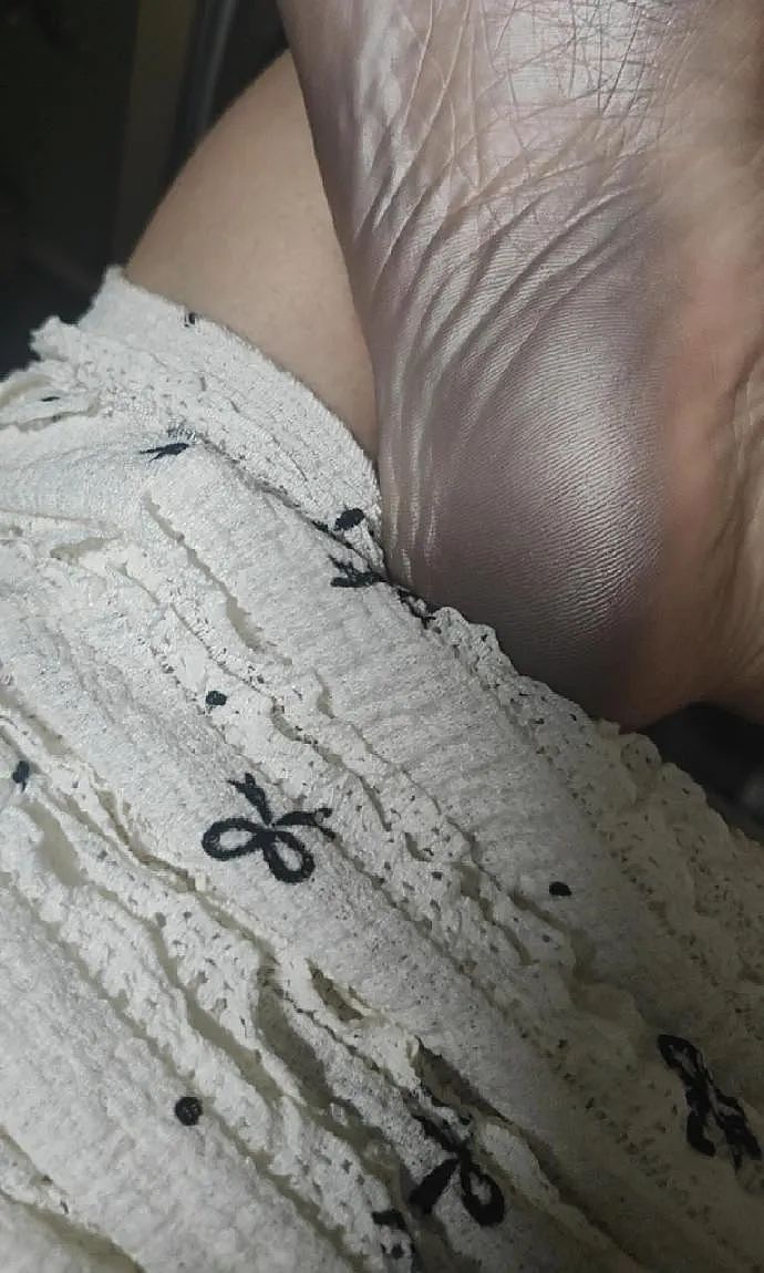 【爆笑】在男朋友包里发现一个硅胶用品，我怀疑是避孕的，但网友都说看起来太不正常了...（组图） - 21