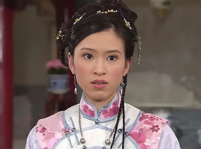 “TVB御用丫鬟”摆摊卖鸡爪！42岁陈思齐：人生没有什么不可以的（组图） - 2