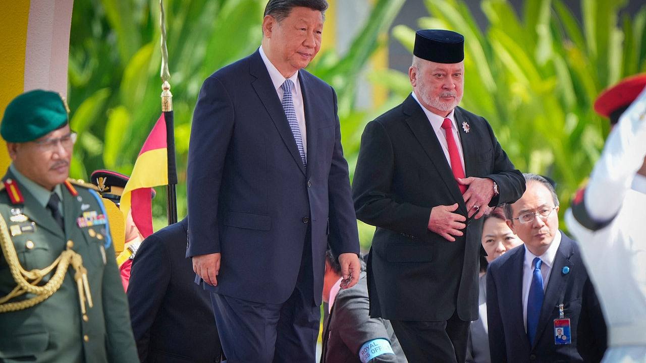 马来西亚元首竟有华裔血统!习近平助寻族谱,曾祖母原来中国传奇女子(组图) - 1