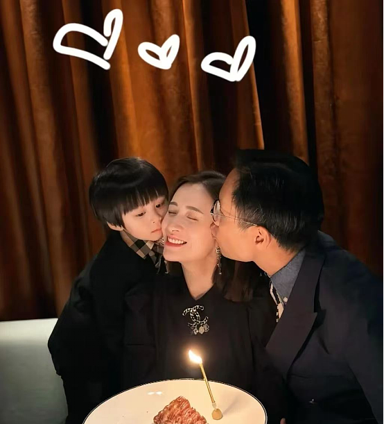 TVB“最美女配”晒42寸长腿，产后靠美体修型逆袭（组图） - 1