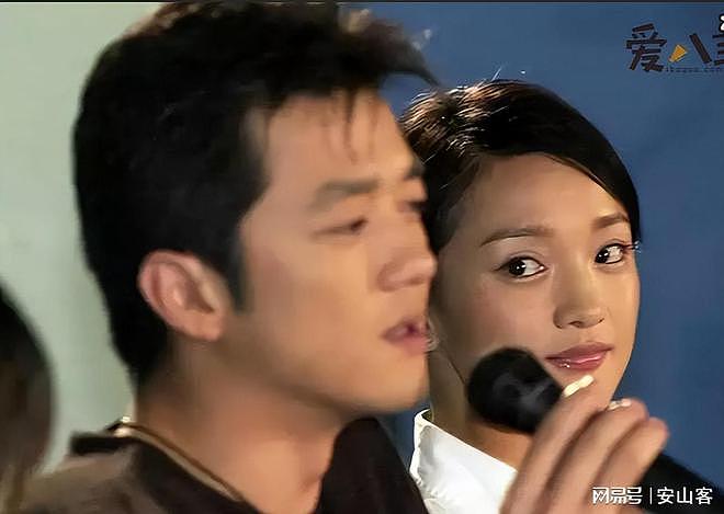 50岁周迅“丁克“半辈子，把7个男人当儿戏，如今一幅人体画上千万（组图） - 21