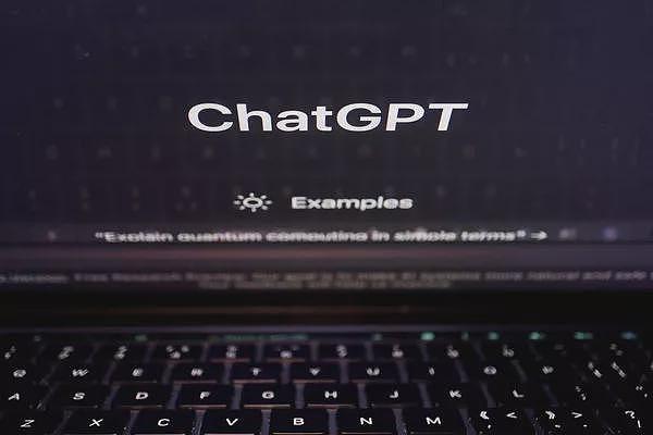 专家警告:5件事绝不要告诉ChatGPT!(图) - 1