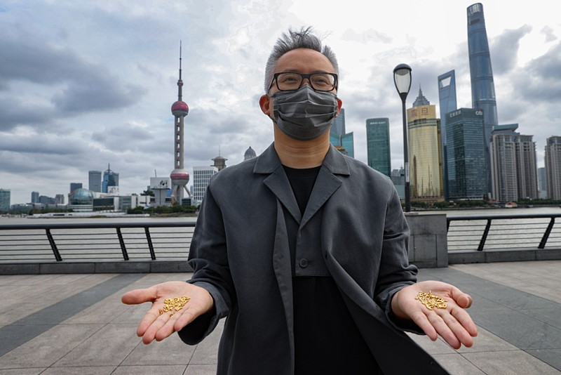 吸睛艺术?狂撒45万黄金!最狂创意人被审判了(组图) - 15