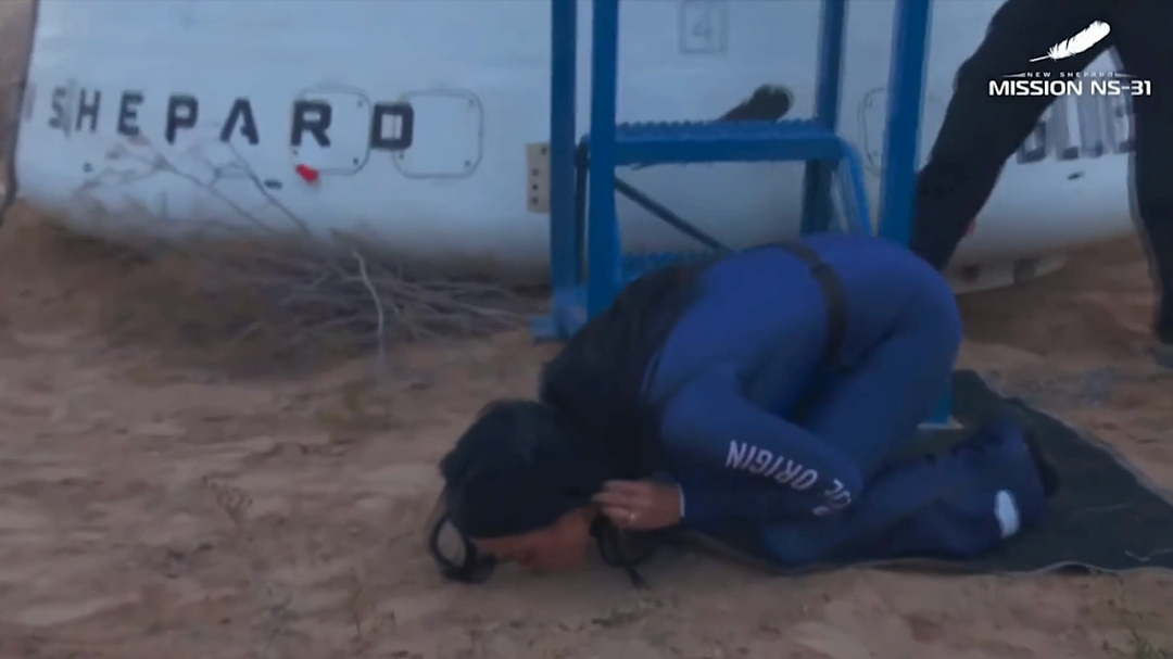 首例全女性商业航天项目成功落地，一些女性名人却忍不住开骂，网友们也冷嘲热讽（组图） - 16