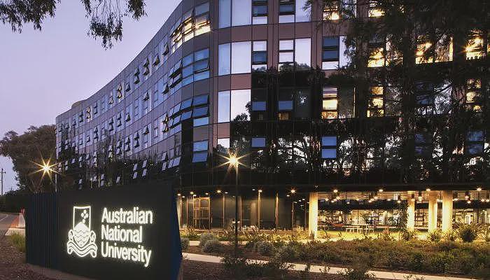 撕破脸!狠砍对澳大学资助, 公开逼问是否“亲中”? 澳洲经济教育遭双杀, 政坛集体发声: 停止对美盲目信任(组图) - 7