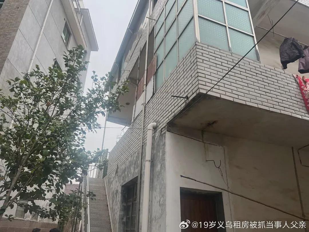 男子“看房”一审被判一年半，9分钟发生了什么（组图） - 1
