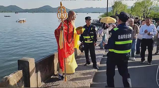 “法海”西湖直播与保安起争执，景区回应（组图） - 1