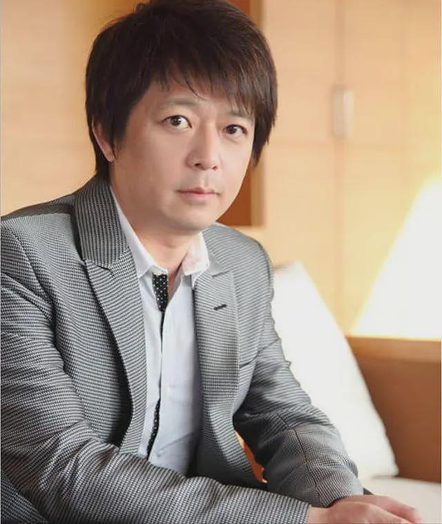 “一代鞋王”达芙妮没落，家族内斗中亏40亿，最后败给了红颜祸水（组图） - 6