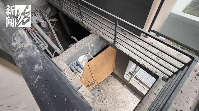 长江边54层住宅楼顶出现“楼上楼” 回应:正在调查处理中(组图) - 10