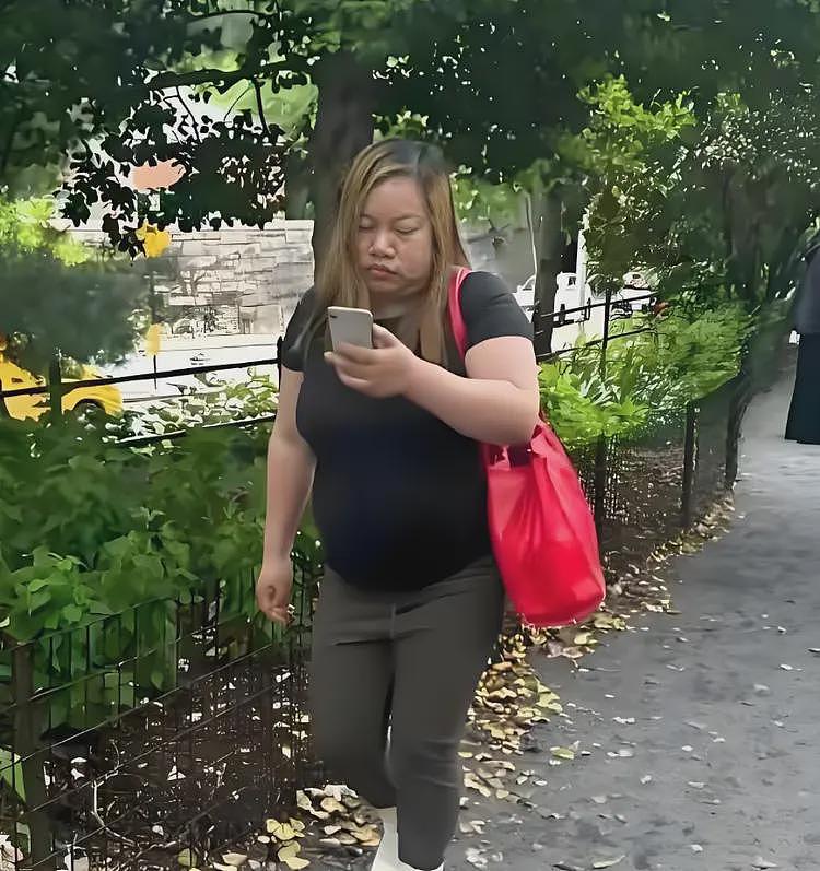 网红鼻祖凤姐在美国崩溃了！牢骚满腹：我身体不好，可能活不久（组图） - 4