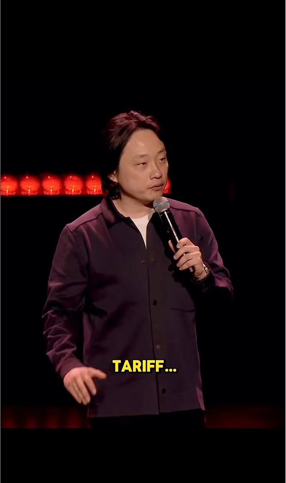 华人喜剧演员欧阳万成自嘲中国制造演出要征100%关税：Temu将成新Gucci（视频/组图） - 3